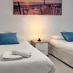 Lägenhet Precioso Piso Junto Ayuntamiento *