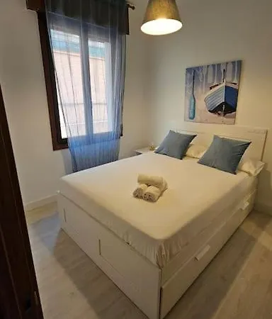 Precioso Piso Junto Ayuntamiento ビルバオ